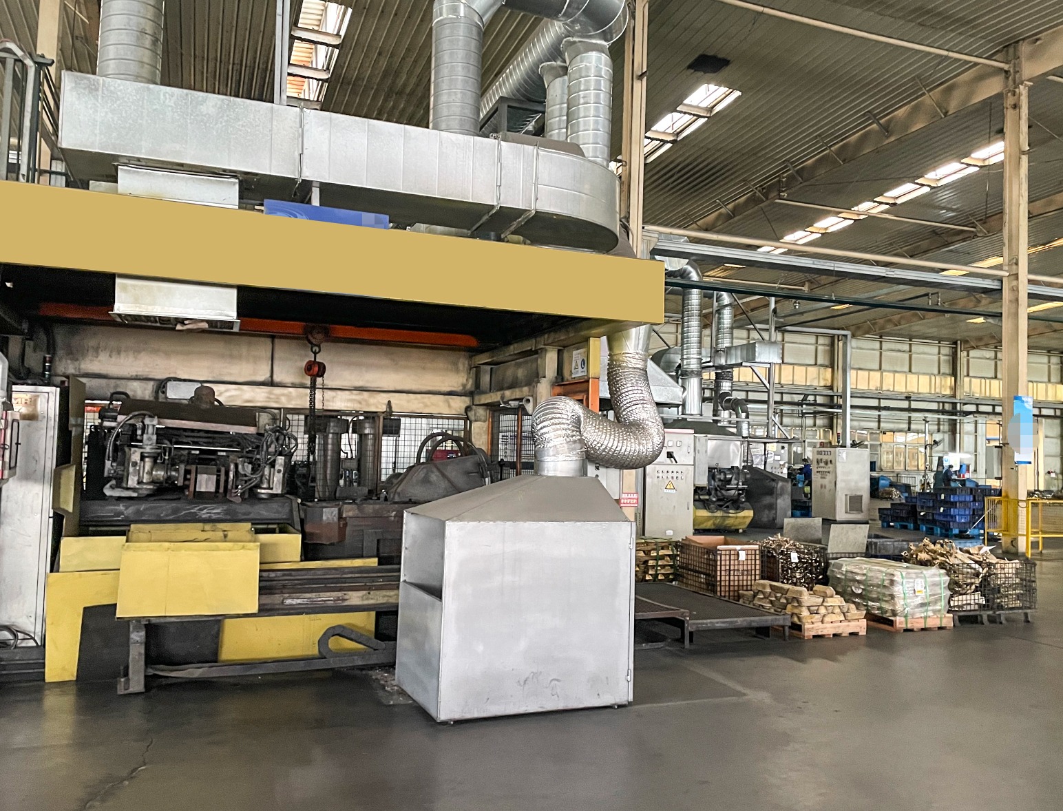 ফ্যাক্টরি সেকশন